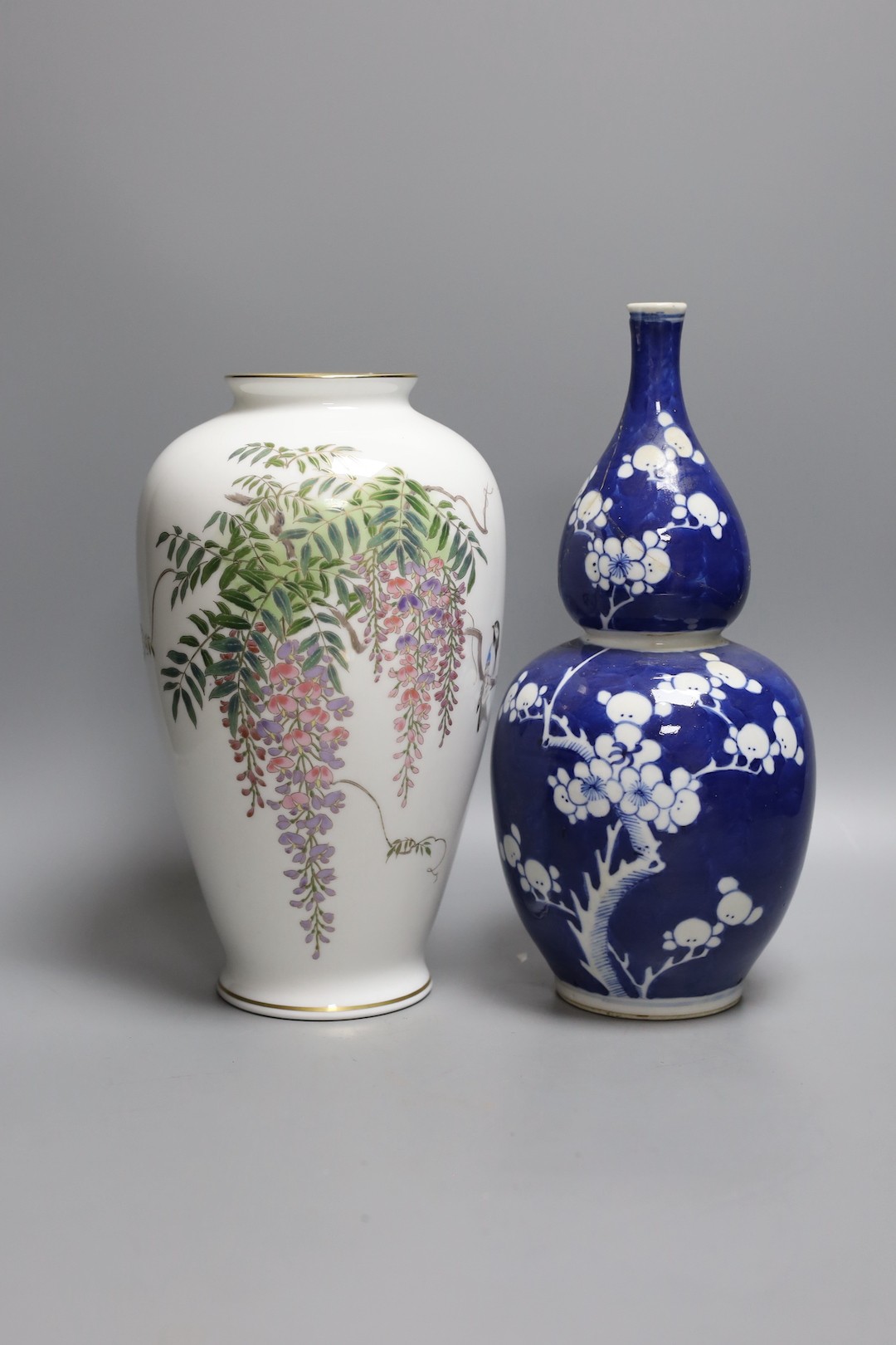 Three Chinese ceramic vases, tallest 30cm, and a small jardiniere